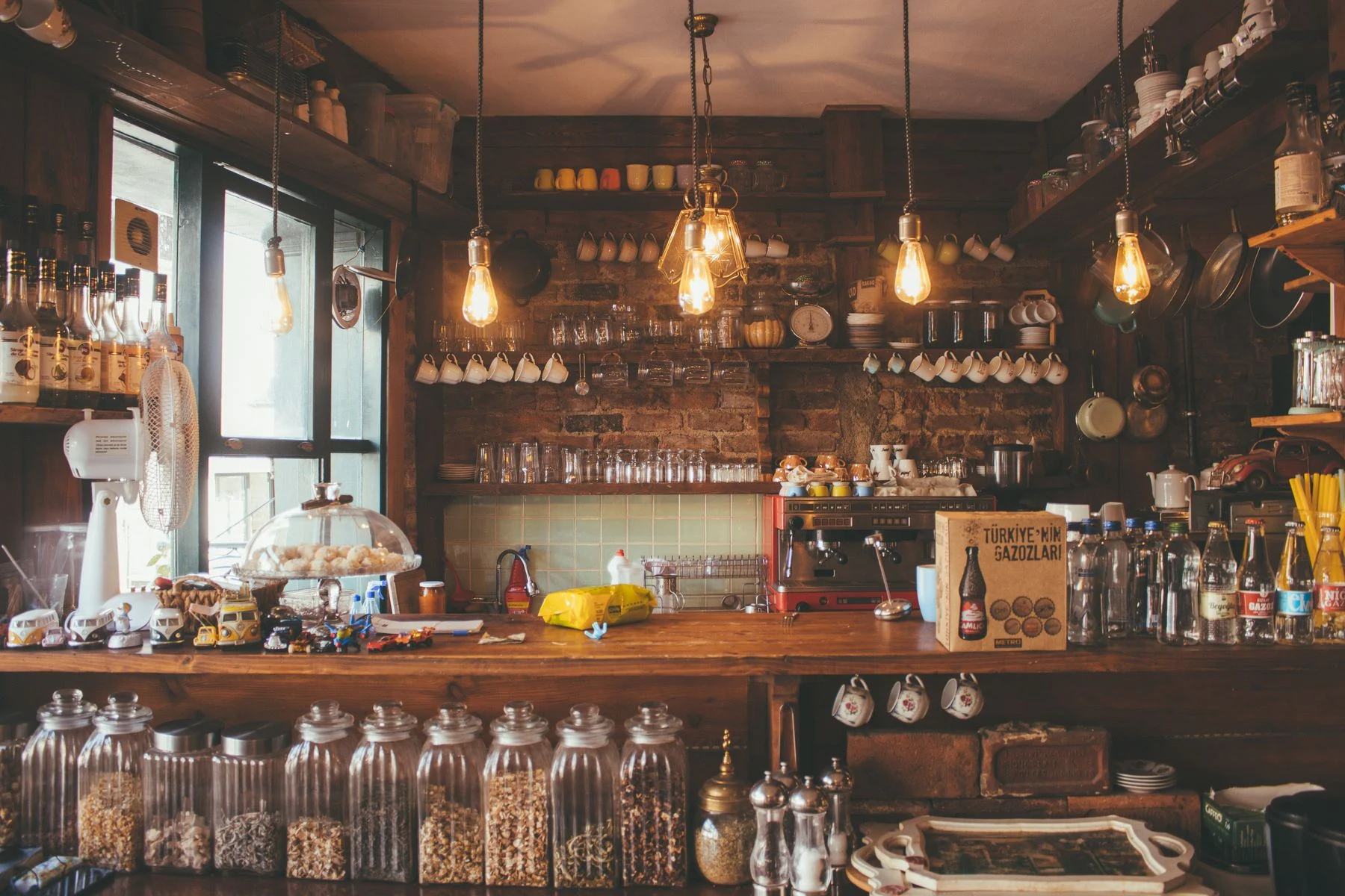 Foto ilustrasi eksterior kafe